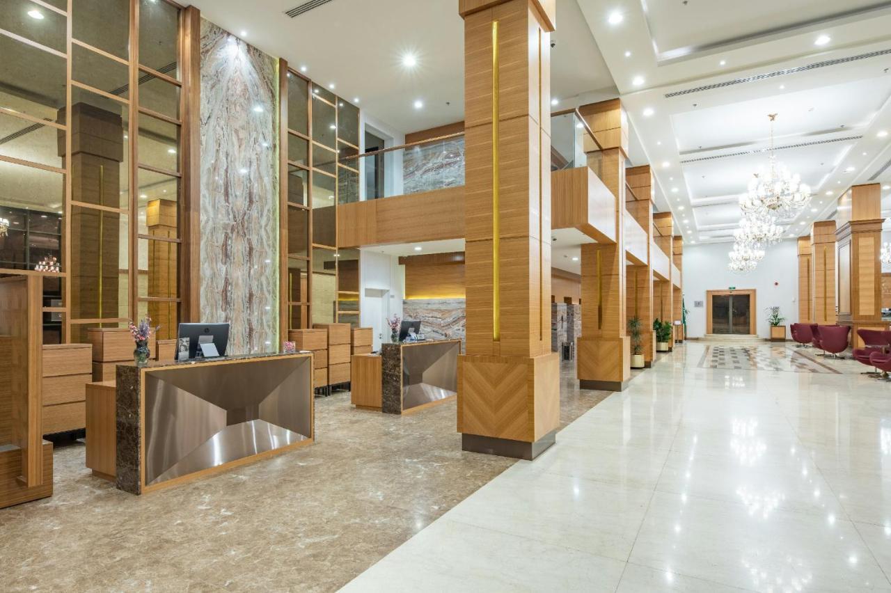 Radisson Blu Hotel, होटल 4*